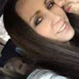 Meet your Posher, Adrienne